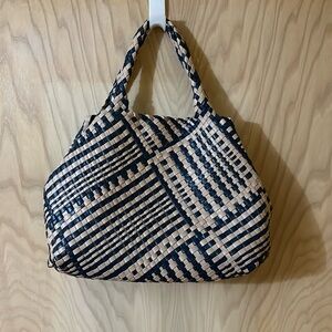 Urban Expressions 2 in 1 vegan leather tote